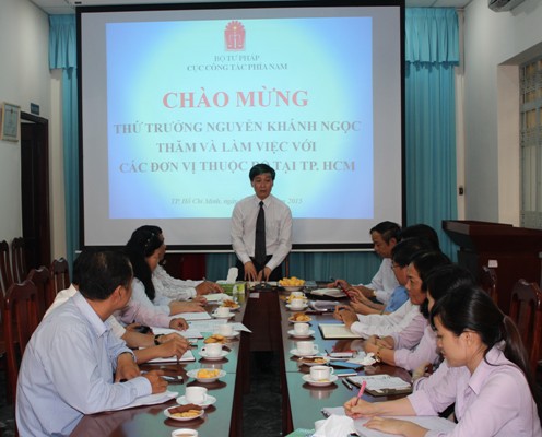 Thứ trưởng Nguyễn Khánh Ngọc thăm và làm việc với các đơn vị thuộc Bộ Tư pháp tại TP Hồ Chí Minh