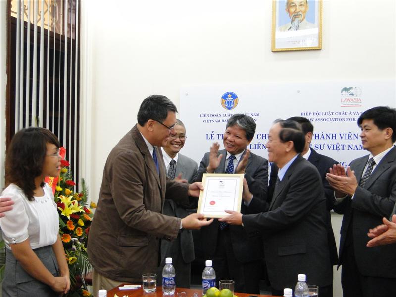Liên đoàn Luật sư Việt Nam: Nhận giấy chứng nhận thành viên LAWASIA