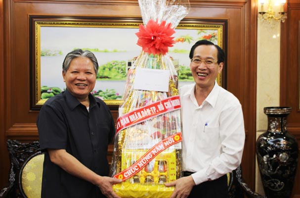 Bộ trưởng Bộ Tư pháp Hà Hùng Cường thăm và chúc Tết tại thành phố Hồ Chí Minh