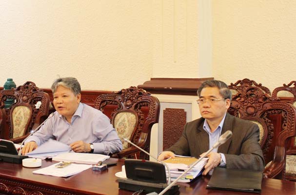 Lãnh đạo Bộ nghe báo cáo tổng hợp ý kiến nhân dân về Dự thảo Bộ luật Dân sự sửa đổi