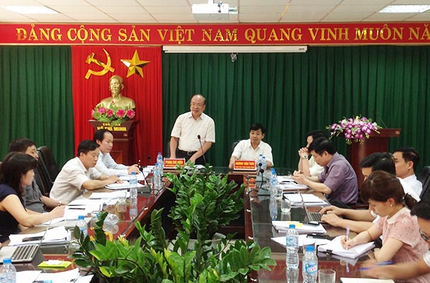 Kiểm tra tình hình triển khai thực hiện Thông tư liên tịch số 23/2014/TTLT-BTP-BNV tại Bắc Giang 