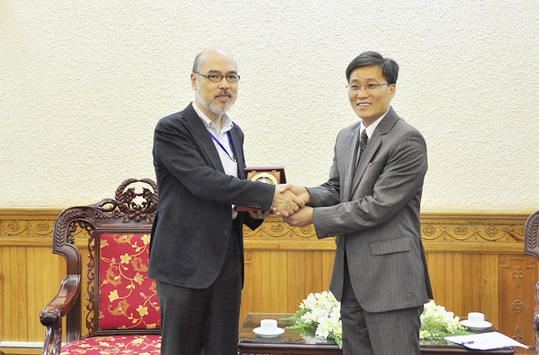 Thứ trưởng Nguyễn Khánh Ngọc tiếp xã giao Phó trưởng đại diện JICA tại Việt Nam