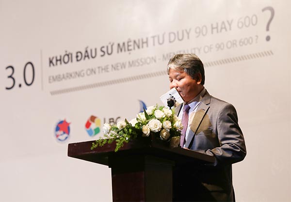 Bộ trưởng Hà Hùng Cường tham dự, phát biểu dẫn đề và đối thoại với Diễn đàn Vietnam CEO Forum 2015