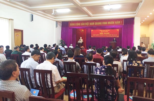 Sở Tư pháp Lào Cai: Tổ chức Hội nghị phổ biến pháp luật đợt 2/2016