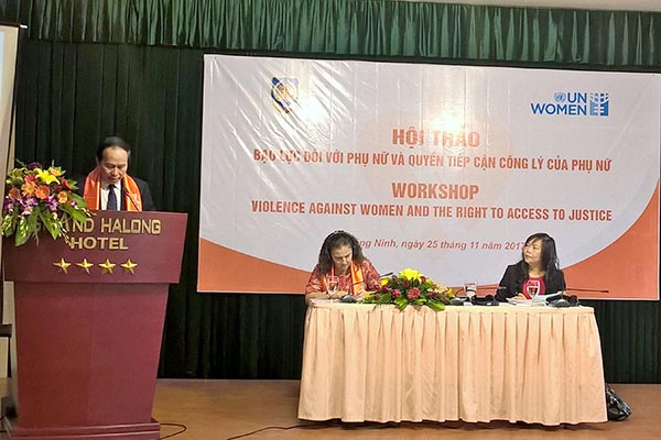 Hội thảo “bạo lực đối với phụ nữ và quyền tiếp cận công lý của phụ nữ”