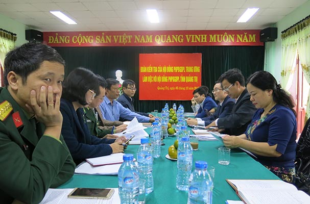 Kiểm tra công tác PBGDPL, xây dựng cấp xã đạt chuẩn tiếp cận pháp luật tại tỉnh Quảng Trị