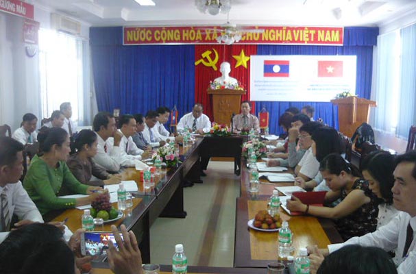 Sở Tư pháp tỉnh Chăm Pa Sắc (CHDCND Lào) làm việc với Sở Tư pháp Khánh Hòa