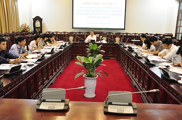 Họp Ban soạn thảo xây dựng Nghị định sửa đổi, bổ sung một số điều của Nghị định số 123/2013/NĐ-CP