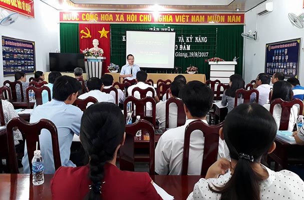 Bồi dưỡng kiến thức pháp luật và kỹ năng về giao dịch bảo đảm tại Kiên Giang