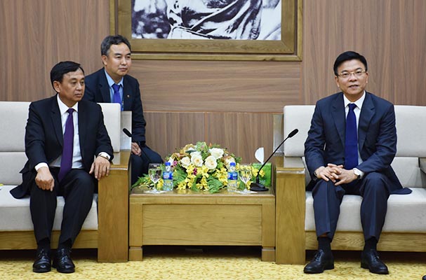 Bộ Tư pháp Việt Nam - Lào: Tăng cường hợp tác trong lĩnh vực công chứng