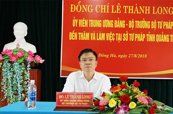 Bộ trưởng Lê Thành Long thăm và làm việc tại Sở Tư pháp Quảng Trị
