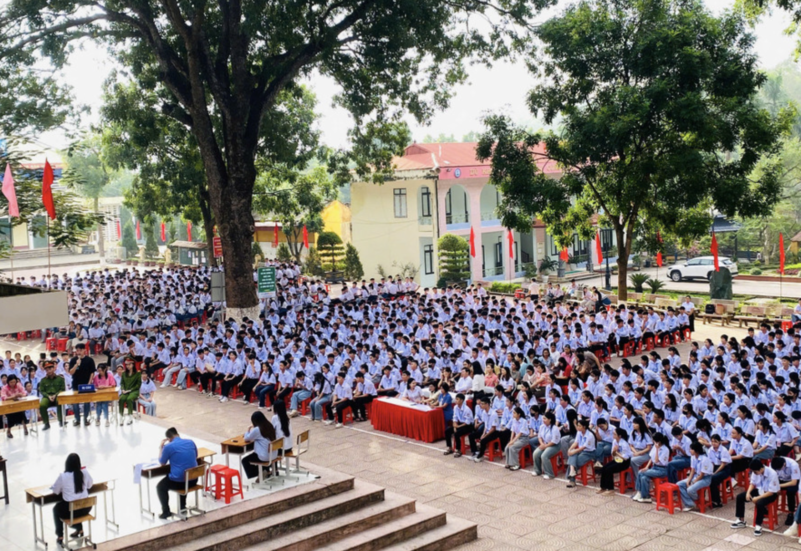 Đưa pháp luật vào cuộc sống: Những cách làm sáng tạo hưởng ứng Ngày Pháp luật Việt Nam