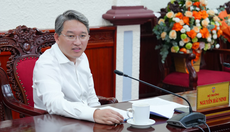 ​Sớm ban hành Quy chế tạm thời quản lý, vận hành, khai thác Cổng Pháp luật quốc gia