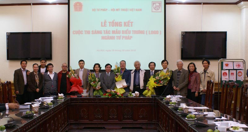Lễ tổng kết và trao giải cuộc thi sáng tác Logo ngành Tư pháp  
