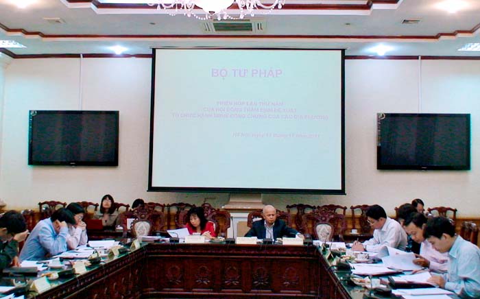 Phiên họp lần thứ 5 của Hội đồng Thẩm định đề xuất tổ chức hành nghề công chứng của các địa phương