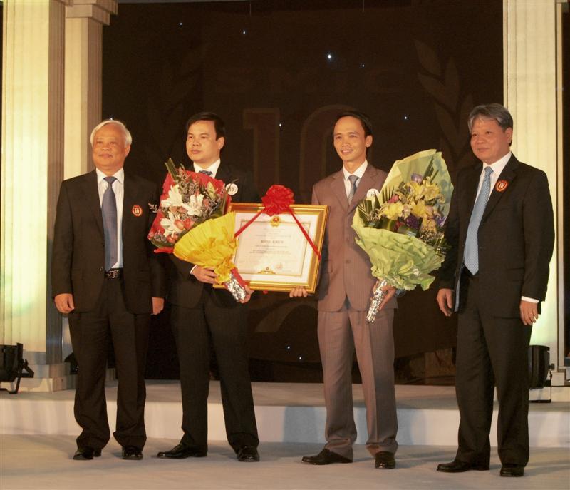 SMiC đón nhận bằng khen của Thủ tướng Chính phủ