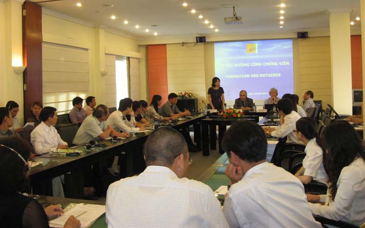 Lớp bồi dưỡng Công chứng viên