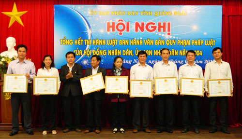 Quảng Ngãi tổng kết việc thi hành Luật Ban hành văn bản quy phạm pháp luật của HĐND, UBND năm 2004