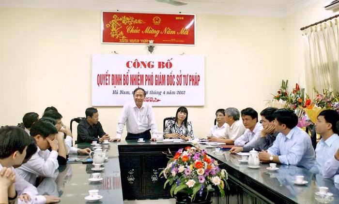 Công bố quyết định bổ nhiệm Phó Giám đốc Sở Tư pháp tỉnh Hà Nam 