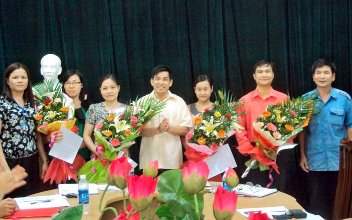 Sở Tư pháp tỉnh Hòa Bình: Công bố và trao các Quyết định bổ nhiệm cán bộ lãnh đạo cấp Phòng