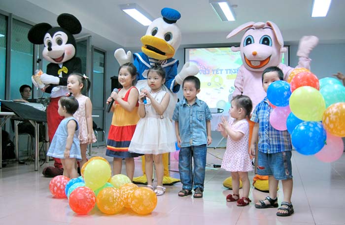Văn phòng Bộ tổ chức Chương trình "Vui Tết thiếu nhi 01/6" 