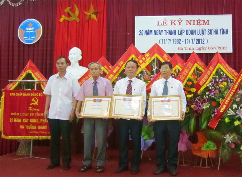 Đoàn Luật sư Hà Tĩnh long trọng tổ chức kỷ niệm 20 năm ngày thành lập