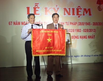 Sở Tư pháp Đắk Lắk tổ chức Lễ kỷ niệm 67 năm ngày truyền thống ngành Tư pháp, 30 năm thành lập Sở Tư pháp và đón nhận Huân chương Lao động hạng Nhất