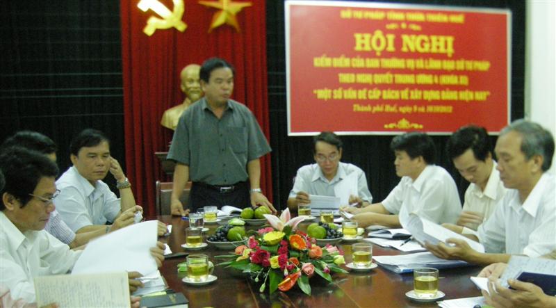 Sở Tư pháp Thửa Thiên Huế kiểm điểm theo Nghị quyết Trung ương 4 (Khoá XI)