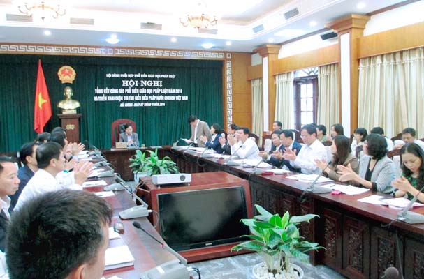 Hải Dương tổ chức tổng kết công tác PBGDPL năm 2014 và triển khai cuộc thi viết “Tìm hiểu Hiến pháp nước Cộng hòa xã hội chủ nghĩa Việt Nam”