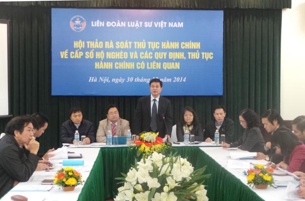 Đề xuất bãi bỏ 10 thủ tục hành chính về cấp sổ hộ nghèo 