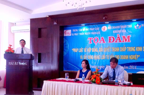 Bộ Tư pháp thiết lập mạng lưới tư vấn pháp luật cho doanh nghiệp nhỏ và vừa tại các địa bàn có điều kiện kinh tế, xã hội khó khăn, đặc biệt khó khăn của tỉnh Khánh Hòa