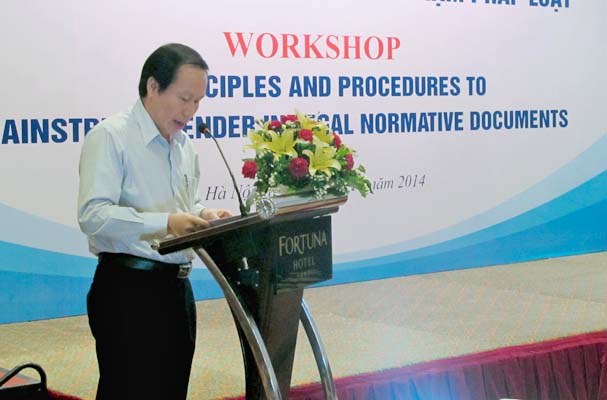 Hội thảo về nguyên tắc, quy trình lồng ghép vấn đề bình đẳng giới trong xây dựng văn bản quy phạm pháp luật