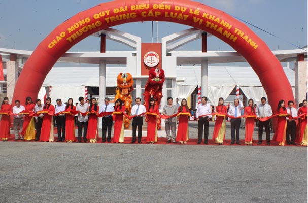 Khánh thành Trường Trung cấp luật Vị Thanh