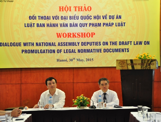 Đối thoại Đại biểu Quốc hội về dự thảo Luật ban hành văn bản quy phạm pháp luật
