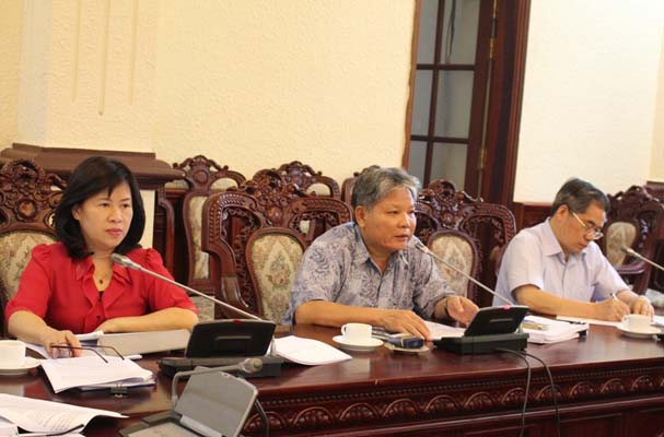 Phải cải cách ngay các thủ tục hành chính liên quan trực tiếp đến người dân, doanh nghiệp