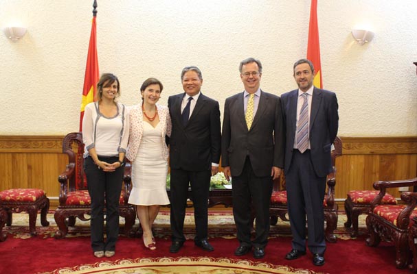 Thúc đẩy hợp tác về tư pháp với Italia và Tây Ban Nha