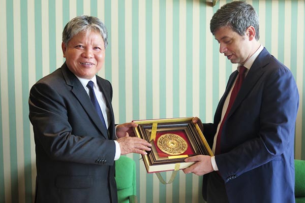 Nâng quan hệ hợp tác pháp luật và tư pháp với Italia lên một tầm cao mới