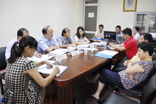 Lãnh đạo Bộ Tư pháp tổ chức tiếp công dân tháng 8/2015