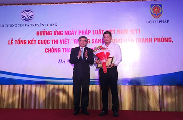 Tổng kết cuộc thi viết “Gương sáng trong đấu tranh, phòng chống tham nhũng” trên báo chí