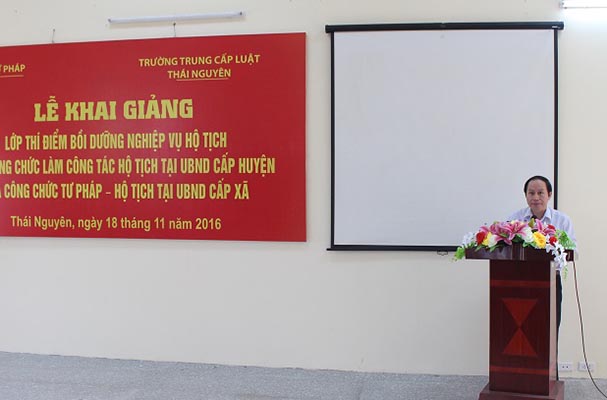TC Luật Thái Nguyên: khai giảng Lớp thí điểm bồi dưỡng cấp chứng chỉ nghiệp vụ hộ tịch