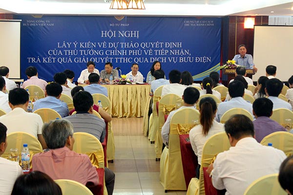 Nhiều lợi ích trong việc giải quyết thủ tục hành chính qua bưu điện