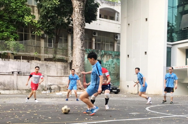 Bán kết 1, Giải bóng đá VP Bộ Tư pháp lần 3: Thắng 3-1, Đại học Luật Hà Nội vào chung kết