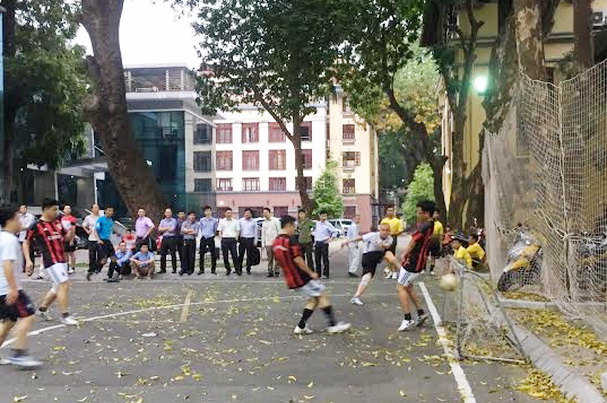Giải bóng đá Bộ Tư pháp lần 3: Chiến thắng 7 sao đưa "tân binh" báo PLVN vào thẳng bán kết