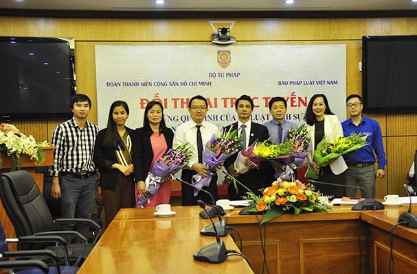 Đối thoại trực tuyến về các quy định của Bộ luật Hình sự liên quan đến người chưa thành niên phạm tội