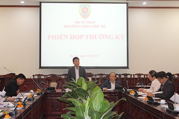 Pháp lý phải đi cùng cuộc sống