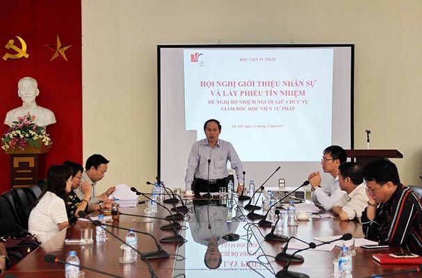 Hội nghị giới thiệu nhân sự và lấy phiếu tín nhiệm người giữ chức vụ Giám đốc Học viện Tư pháp