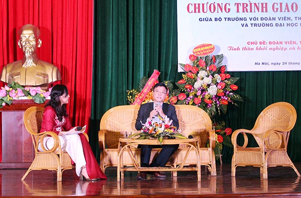 Nhìn lại các hoạt động trong Tháng Thanh niên 2017