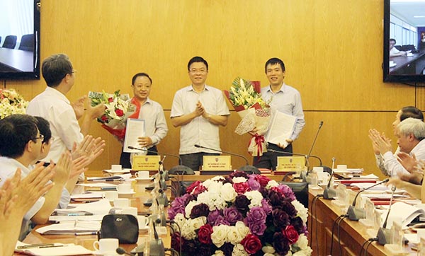 Bộ Tư pháp trao Quyết định bổ nhiệm lãnh đạo cấp Vụ