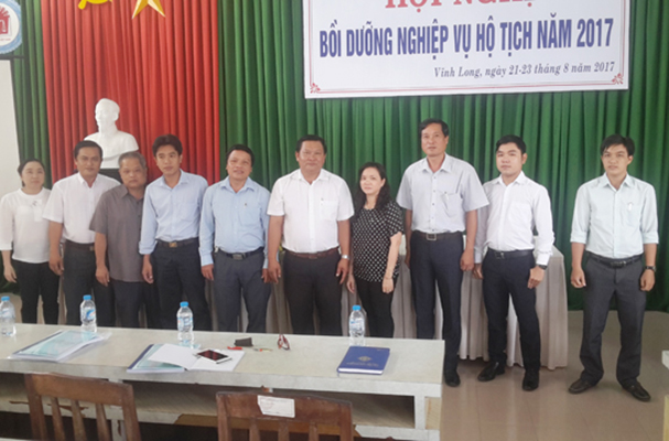Trường Trung cấp Luật Vị Thanh tổ chức lễ khai giảng lớp bồi dưỡng nghiệp vụ hộ tịch tại Vĩnh Long