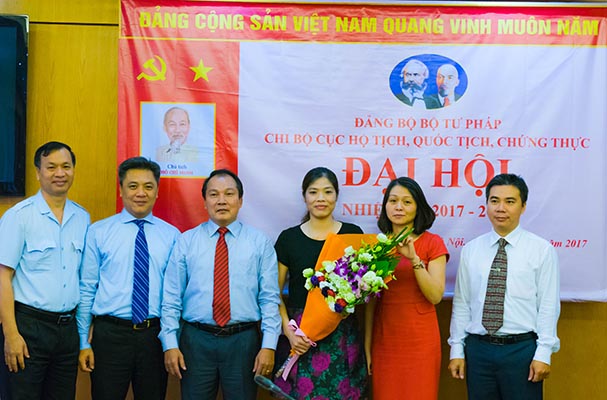 Chi bộ Cục Hộ tịch, quốc tịch, chứng thực tổ chức thành công Đại hội Chi bộ nhiệm kỳ 2017-2020